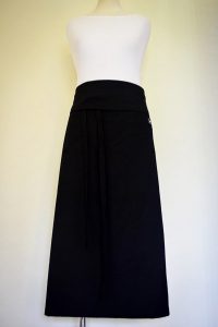 black waisted chef apron