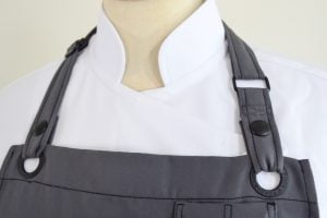 Removable strap apron